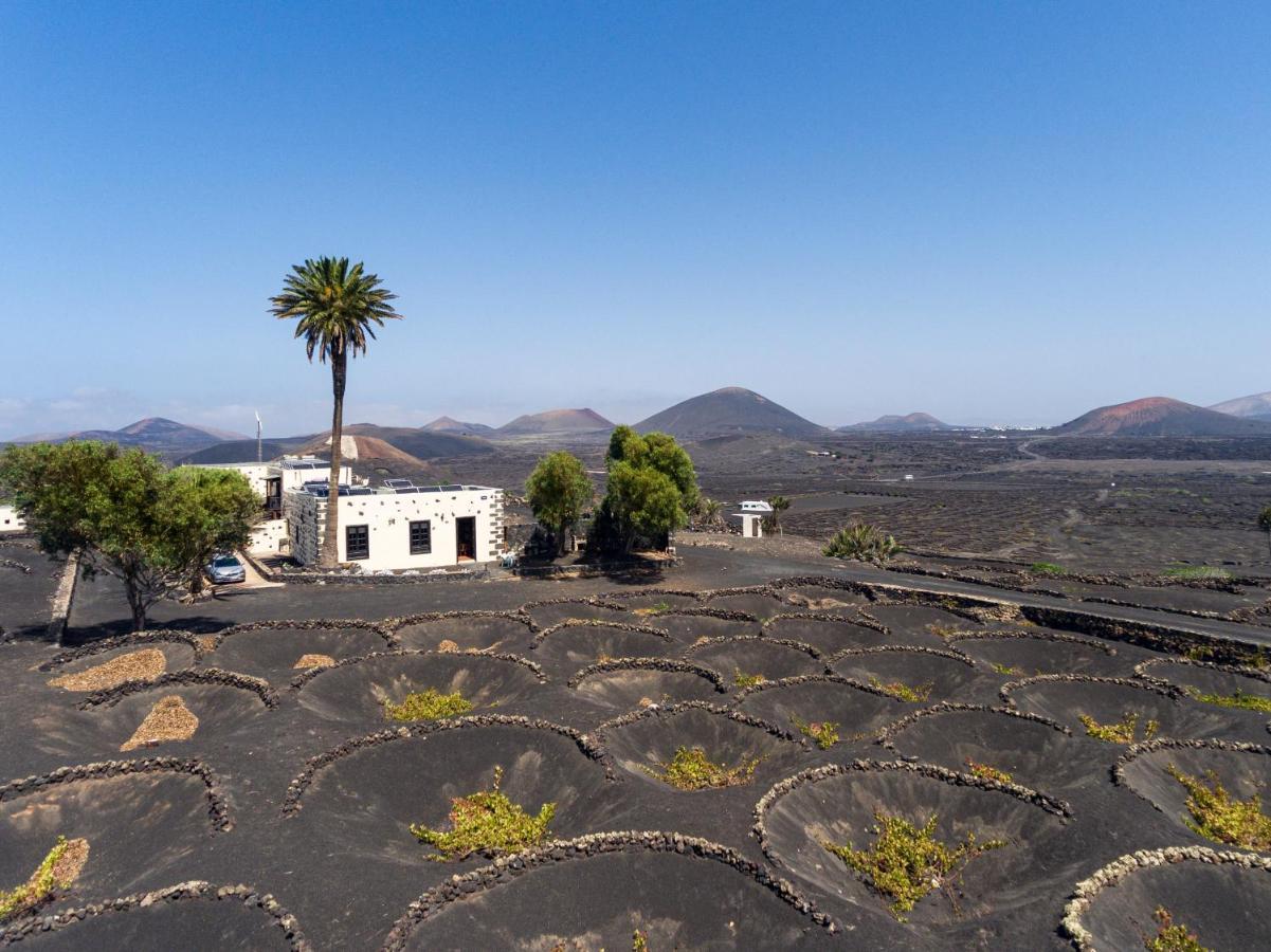 Petit La Geria Lanzarote Villa Tias Bagian luar foto